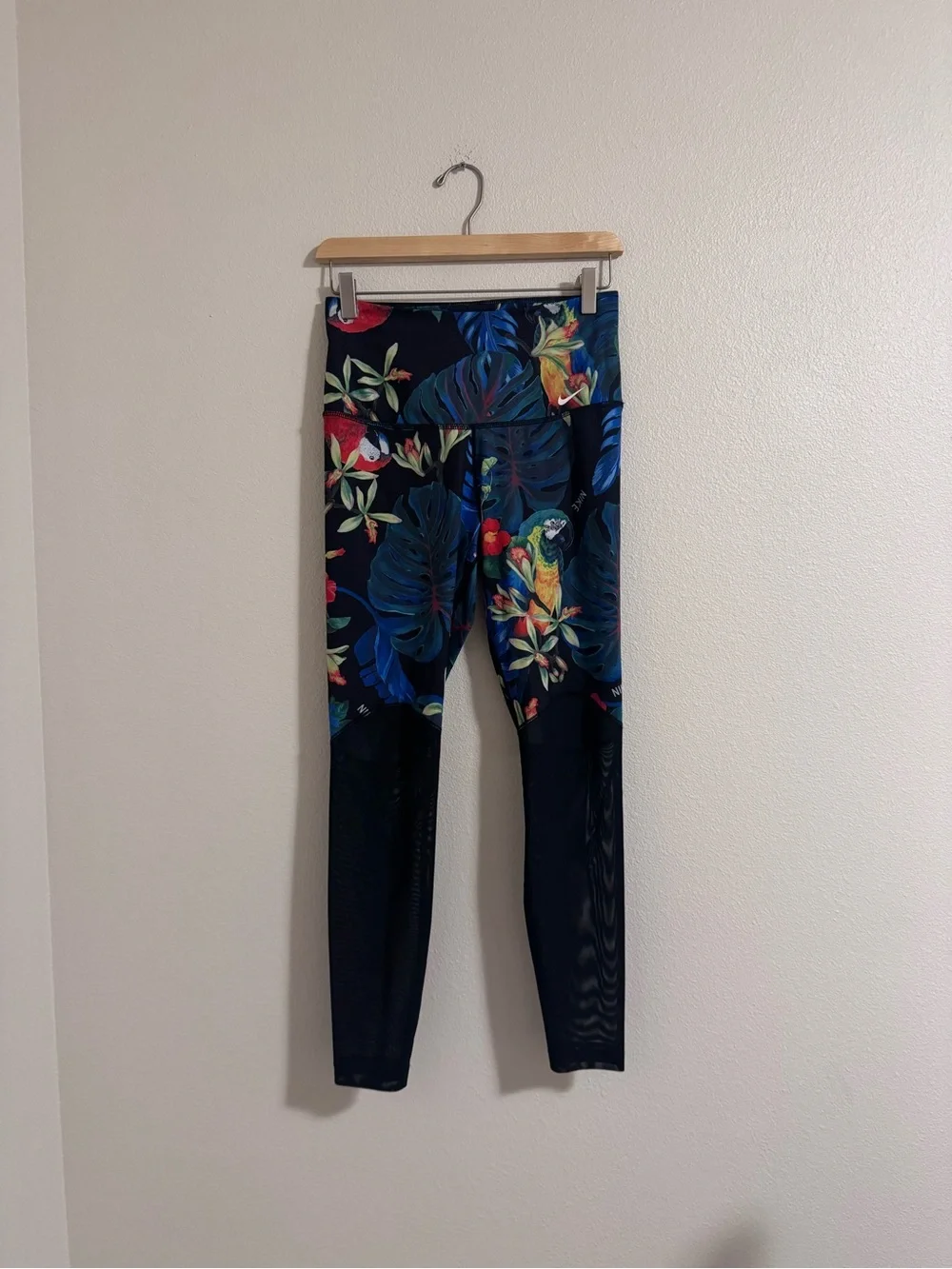 Nike Tropical Parrot Print Leggings